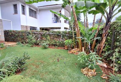 4 Bed Townhouse with En Suite at Kyuna - 3