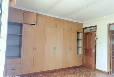 4 Bed Townhouse with En Suite in Kitisuru - 4