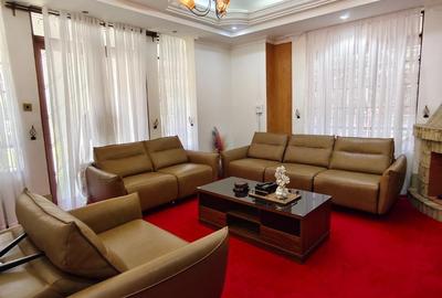 5 Bed House with En Suite in Karen - 3