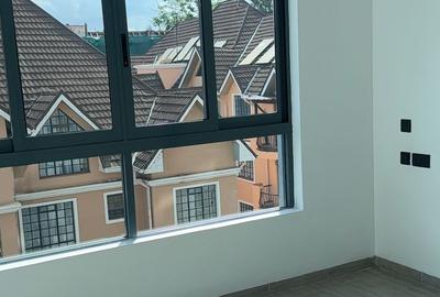 2 Bed Apartment with En Suite at Valley Arcade - 4