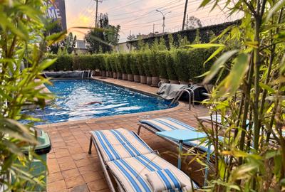 Serviced 2 Bed Apartment with En Suite in Westlands Area - 3