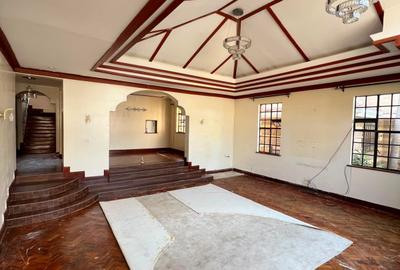 4 Bed Townhouse with En Suite in Kilimani - 2