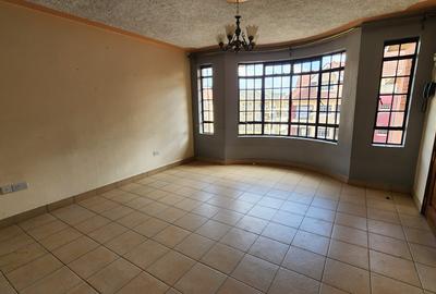 1,011 m² Commercial Property with Fibre Internet at