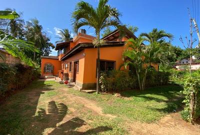 6 Bed Villa with En Suite at Posta Mtwapa - 3