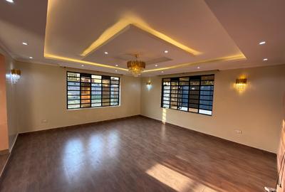 5 Bed House with En Suite at Bypass - 3