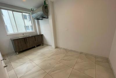2 Bed Apartment with En Suite in Westlands Area - 3