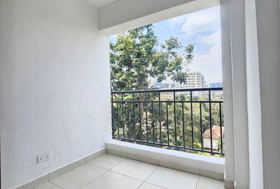 3 Bed Apartment with En Suite in Westlands Area - 2