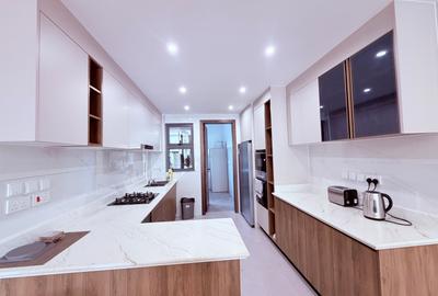 Serviced 2 Bed Apartment with En Suite in Westlands Area - 2