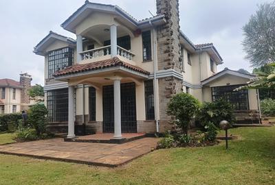 4 Bed Townhouse with En Suite at Redhill - 2