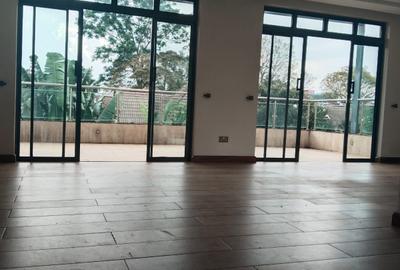 5 Bed Townhouse with En Suite in Lavington - 2