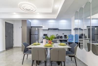 Serviced 2 Bed Apartment with En Suite in Kilimani - 4