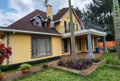 6 Bed House with En Suite in Karen - 2