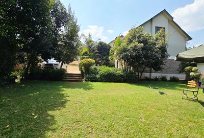 4 Bed House with En Suite in Kiambu Road