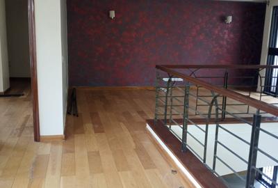 4 Bed Townhouse with En Suite in Lavington - 4