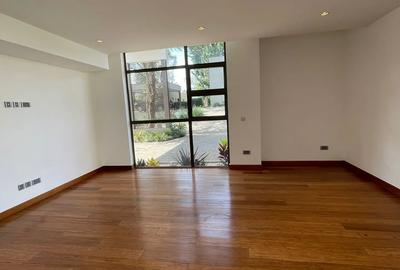 5 Bed Villa with En Suite in Karen - 4