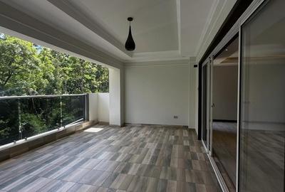 3 Bed Apartment with En Suite at Riverside Drive