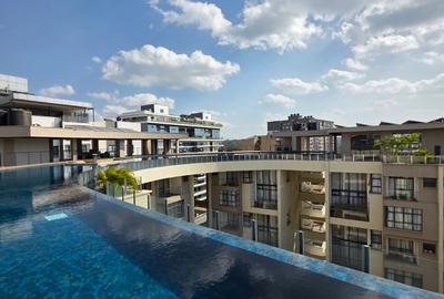 4 Bed Apartment with En Suite at Riverside Drive. - 2