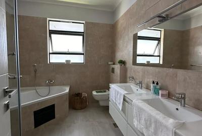 4 Bed Townhouse with En Suite in Runda - 4