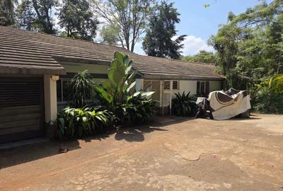 4 Bed House with En Suite in Loresho