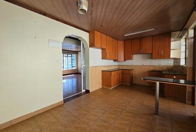 2 Bed Apartment with En Suite at Kindaruma - 4