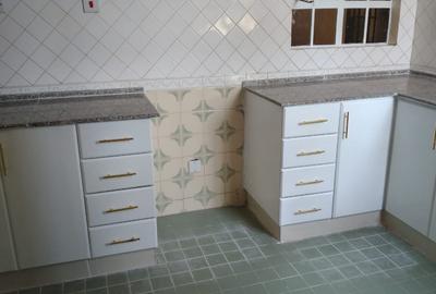 2 Bed Apartment with Borehole in Kileleshwa - 4
