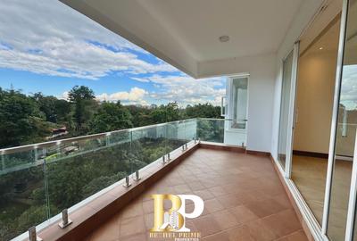 3 Bed Apartment with En Suite in Parklands