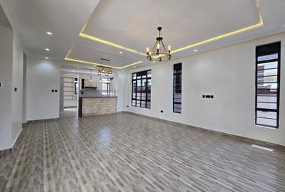 5 Bed House with En Suite at Membley - 4