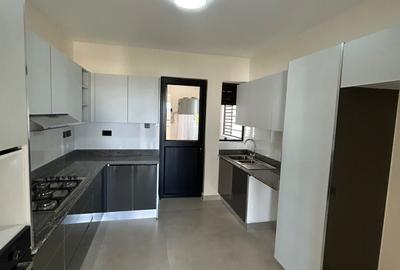 3 Bed Apartment with En Suite at General Mathenge - 4