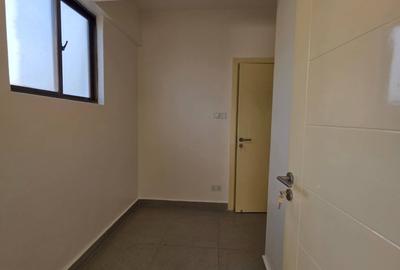 3 Bed Apartment with En Suite at Othaya Road - 3
