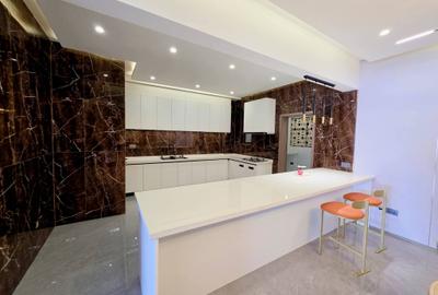 3 Bed Apartment with En Suite at Mt Kenya Road - 3