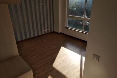 4 Bed Apartment with En Suite in General Mathenge - 3
