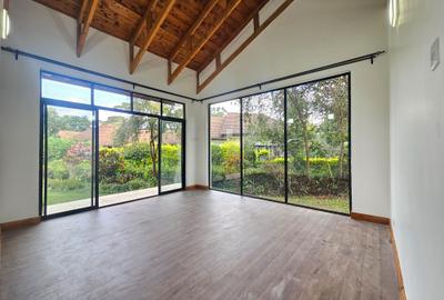 1 Bed House with En Suite in Spring Valley