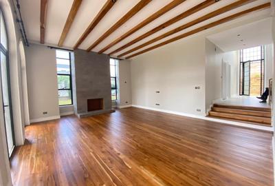 4 Bed Villa with En Suite in Loresho - 2