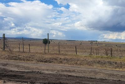 58 ac Land at Isinya-Kiserian Road - 4