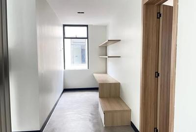 5 Bed Townhouse with En Suite at Mzima Springs - 4