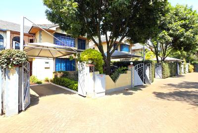 4 Bed Townhouse with En Suite in Lavington