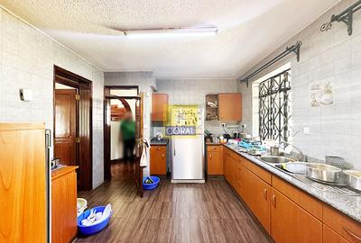 5 Bed Townhouse in Brookside - 4