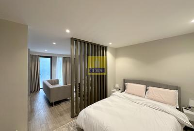 1 Bed Apartment in Rosslyn - 2