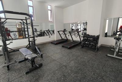 3 Bed Apartment with En Suite at Brookside Drive - 2