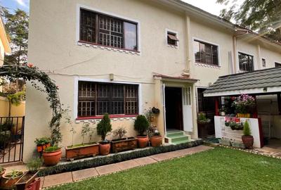 4 Bed Townhouse with En Suite in Lavington