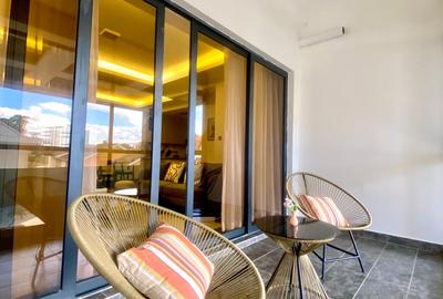 Serviced 1 Bed Apartment with En Suite in Brookside - 2