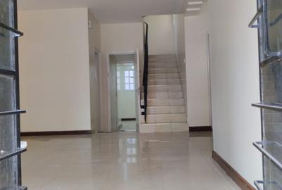 Commercial Property with Service Charge Included in Kilimani - 3