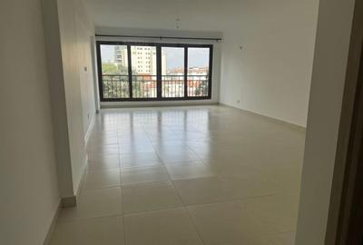 4 Bed Apartment with En Suite in Rhapta Road