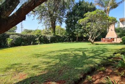 4 Bed Townhouse with En Suite in Lavington - 2