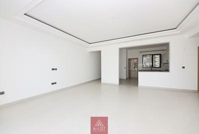 3 Bed Apartment with En Suite at Brookside Drive