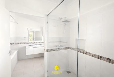 5 Bed House with En Suite in Kitisuru - 4