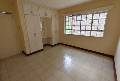 3 Bed Apartment with Parking in Kileleshwa - 3