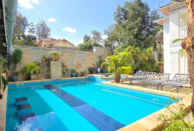 5 Bed House with En Suite at Runda - 2