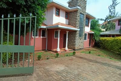 4 Bed Townhouse with En Suite in Kiambu Road - 2