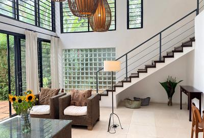 3 Bed Villa with En Suite in Muthaiga - 4